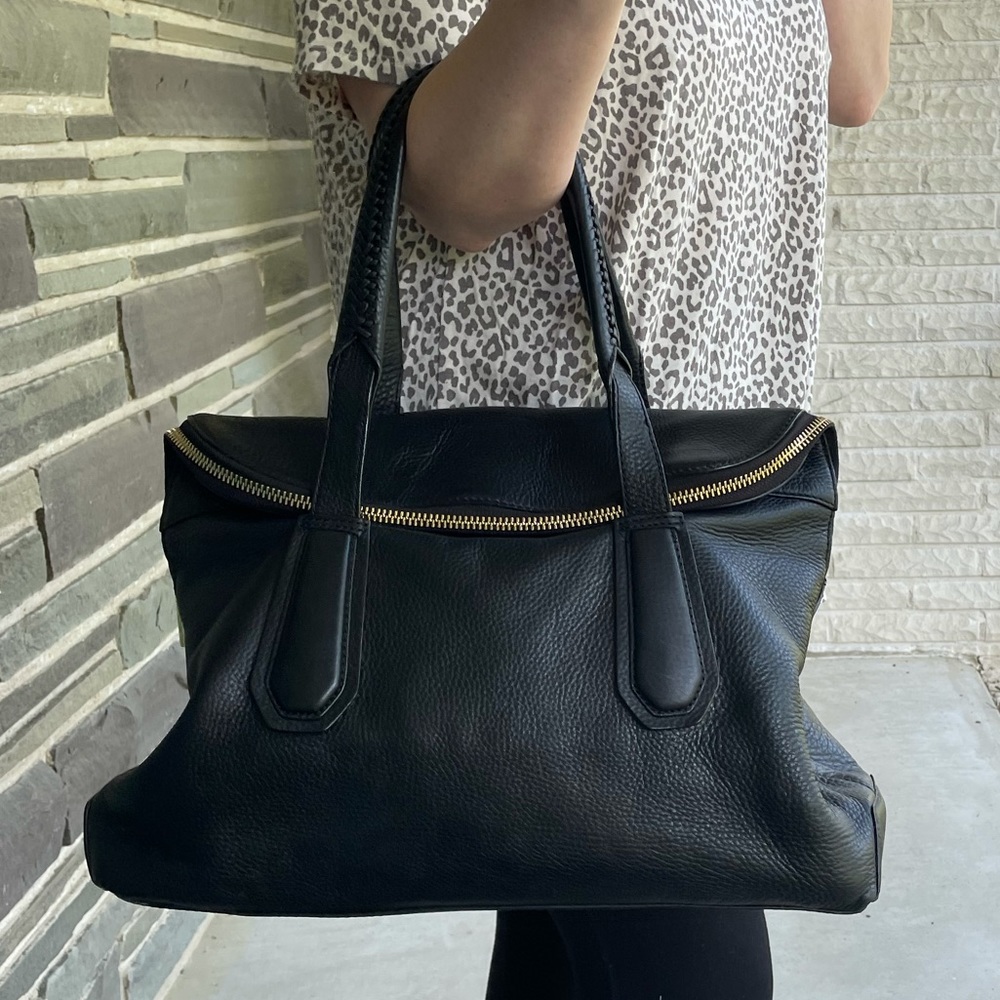 Henri Bendel Purse